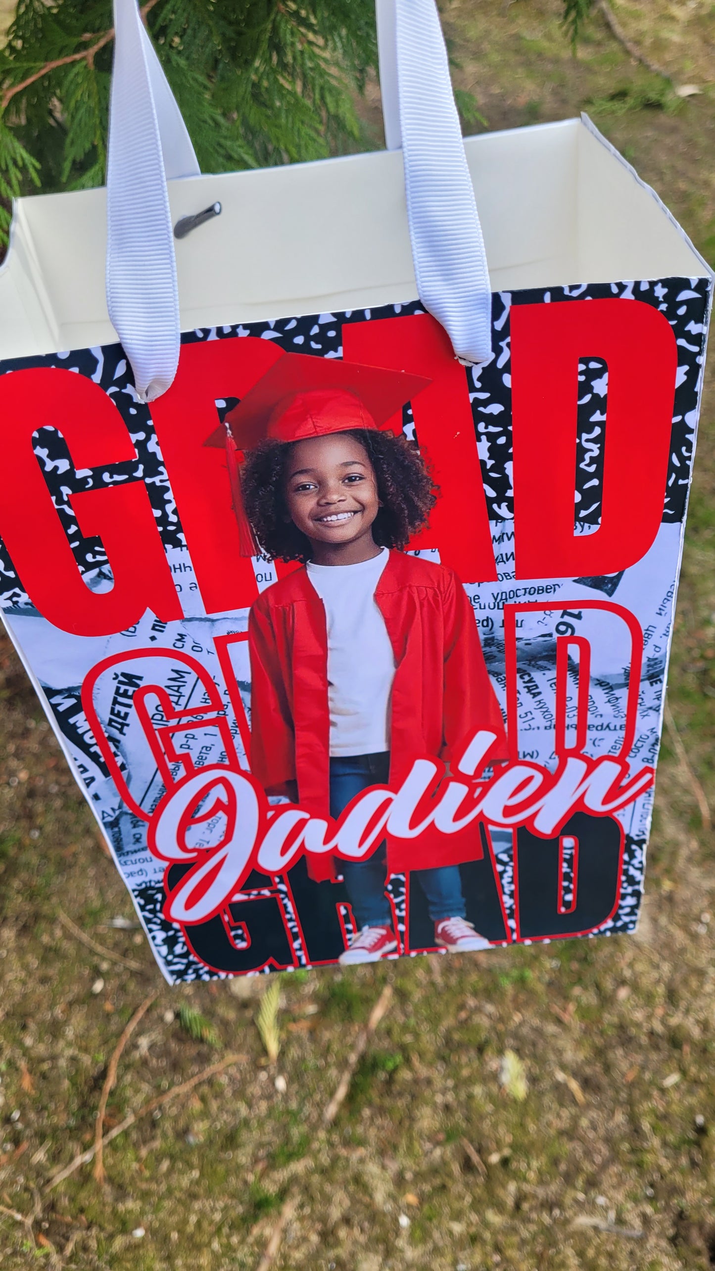 Custom Gift Bags | Birthday Gift Bags | Graduation Gift Bags | Custom Party Gift Bags